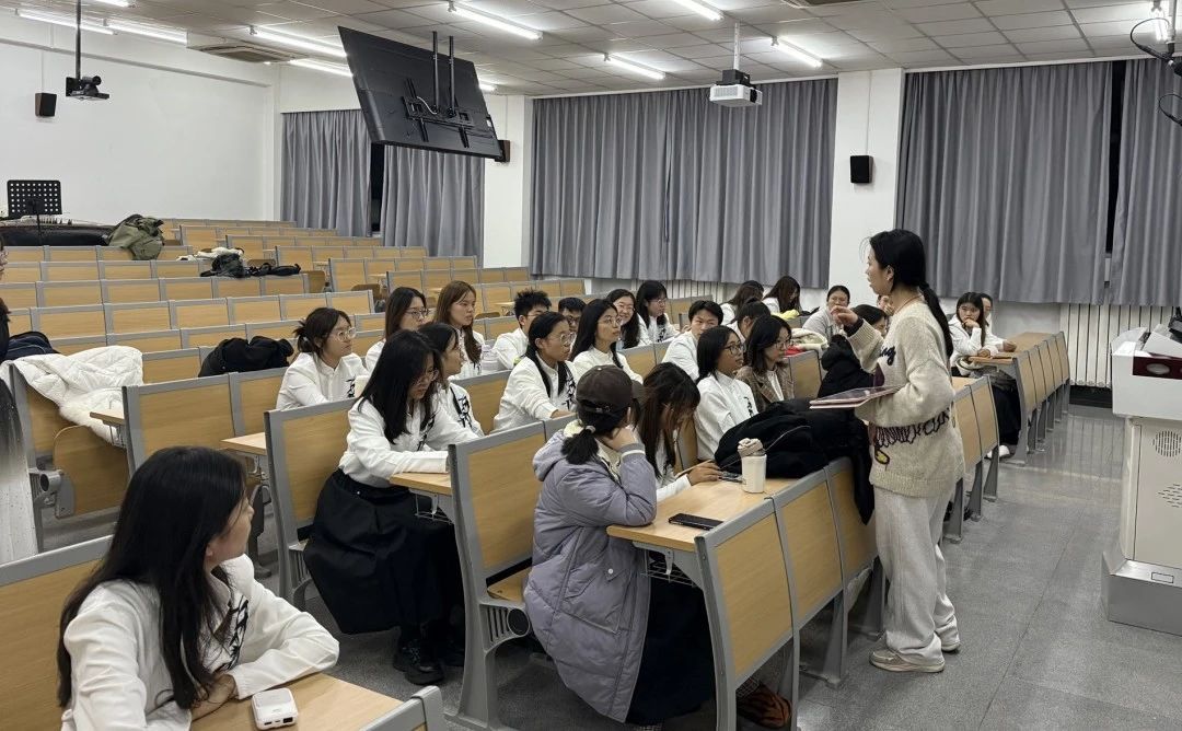 undefined 皇冠博彩